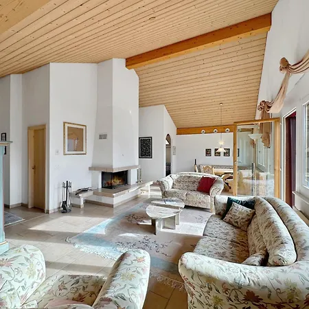 Family Penthouse With View Of The Swiss Alps Appartamento *